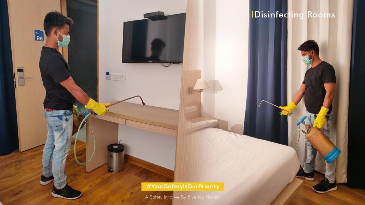 The Blue Jay Hostel - Dorms & Rooms Ришикеш Экстерьер фото