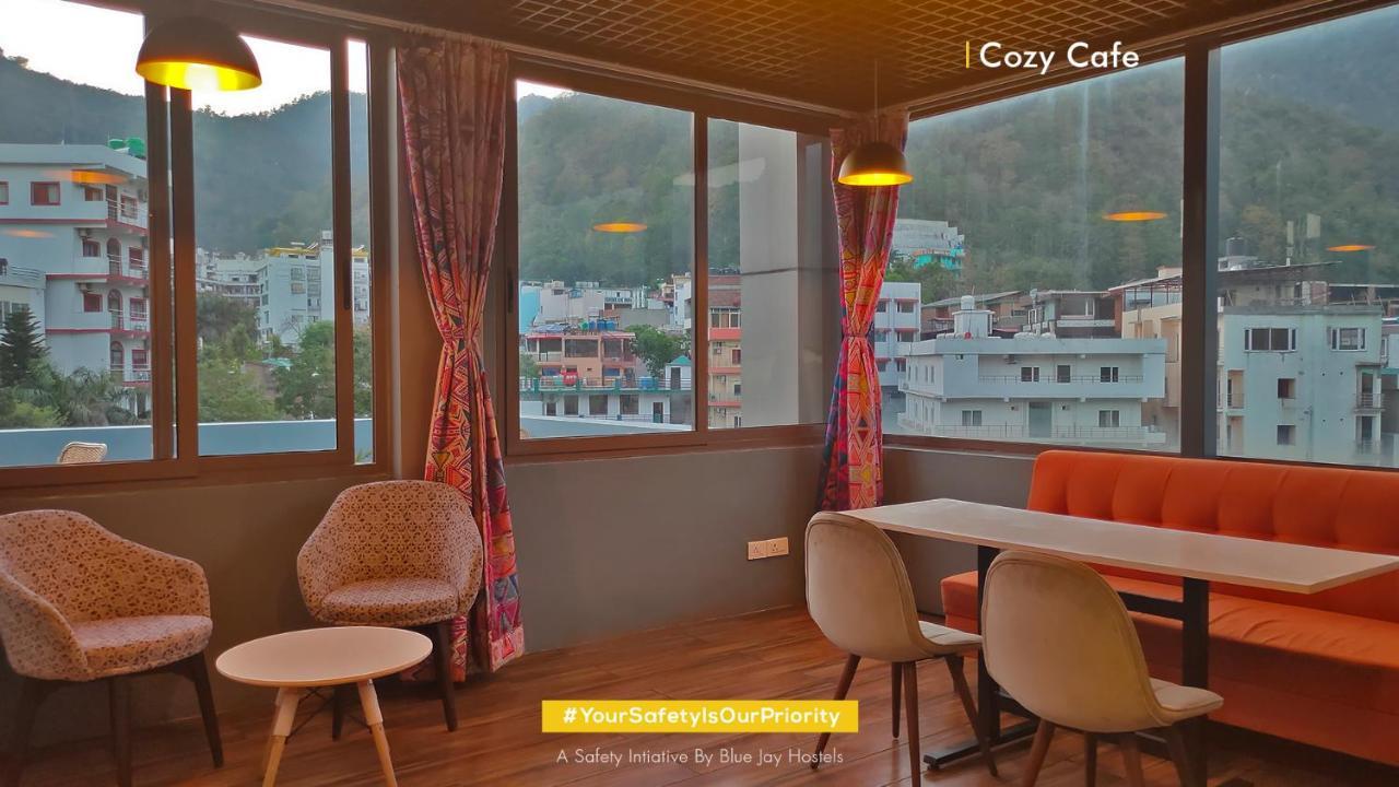 The Blue Jay Hostel - Dorms & Rooms Ришикеш Экстерьер фото